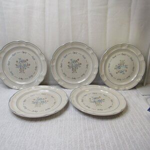 Cordella Dinner Plates 10 3/4" Blue Floral Beige Stoneware Japan Lot of 5 Cottag